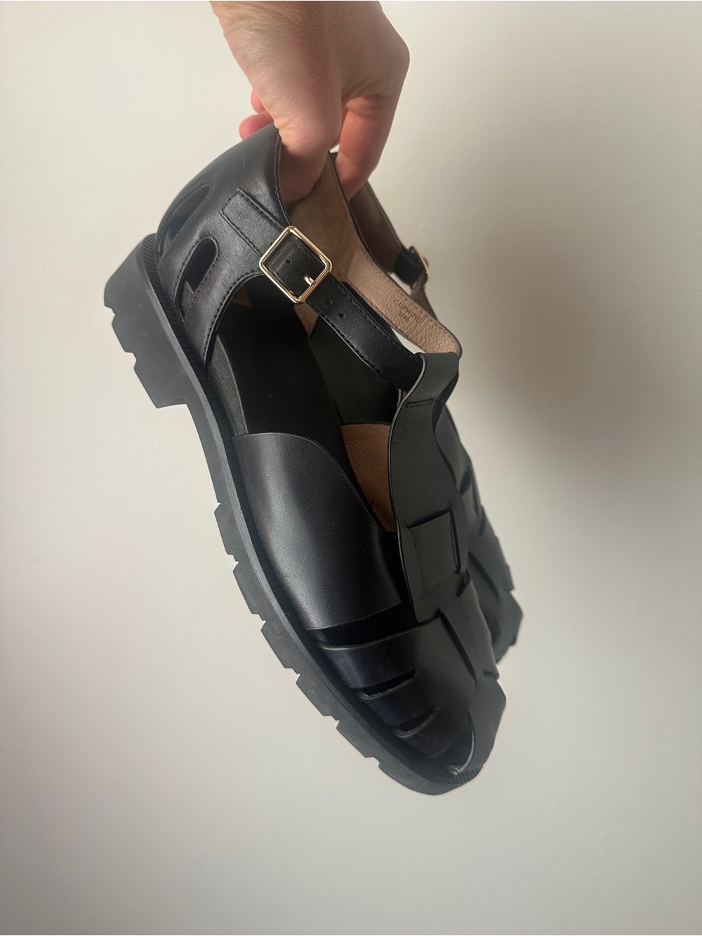 Women's Bared Footwear Black Leather Fisherman Sandals with Buckle